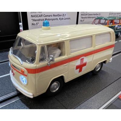 Carrera 32033 Digital 1:32 Volkswagen VW Bus Panel Van T2b  Ambulance Red Cross Slot Car