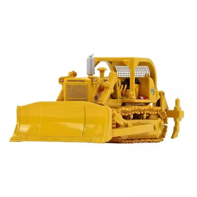 First Gear 80-0303 International Harvester TD-25 Crawler Dozer with ROPS & Ripper - Scale 1:87