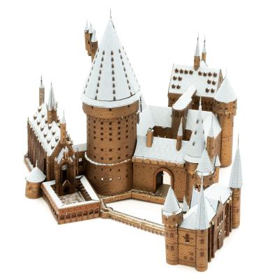 Metal Earth 3D ICONX Laser Cut DIY Model KIT Hogwarts Castle in Snow - Harry Potter