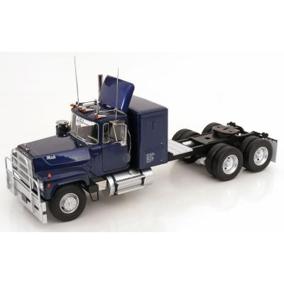 Road Kings RK180172 - 1974 Mack RL 700L 6x4 Prime Mover Blue Metallic - Scale 1:18