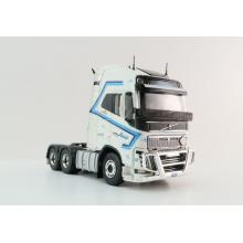 Tekno 82969 - Volvo FH04 Globetrotter XL 6x4 RHD Truck - Lilydale - Scale 1:50