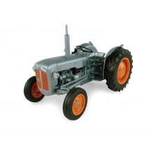 Universal Hobbies UH5315 1957 Fordson Dexta Tractor - Alexandra Palace - Launch Edition Scale 1:16