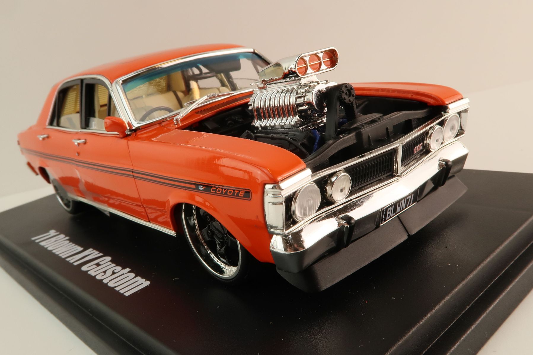 Product Image - DDA Collectibles DDA24826 - Ford Falcon XY GTHO Slammed and Supercharged Orange - Scale 1:24