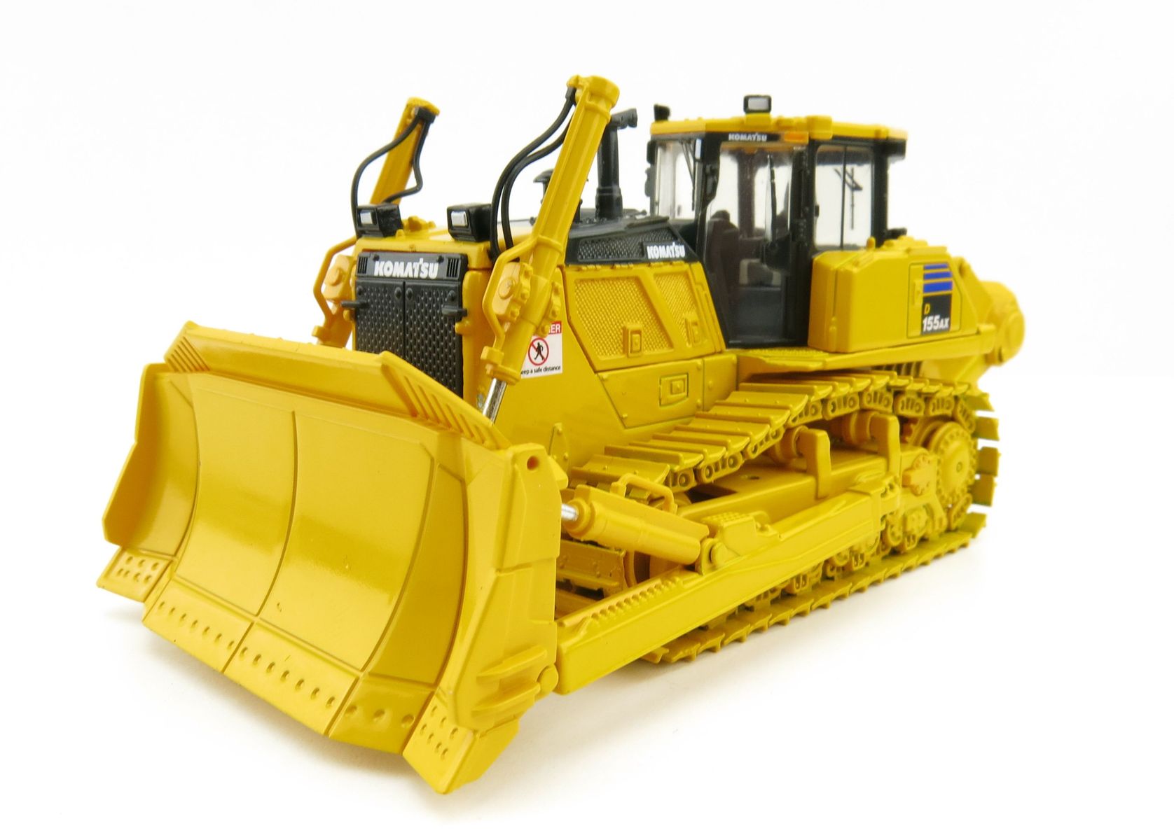 Product Image - First Gear 60-0325 Komatsu D155AX-8 SIGMADOZER with Ripper - Scale 1:64