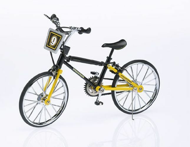 black and yellow bike
