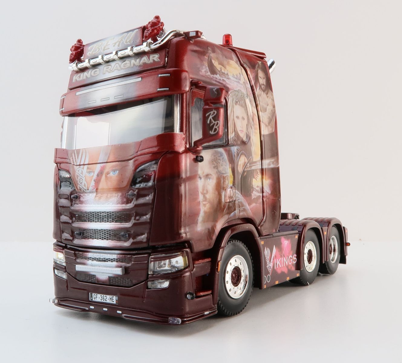 Product Image - WSI 01-4241 Scania S Highline 6x2 Twin Steer Prime Mover - Transport Beau - Vikings - Scale 1:50